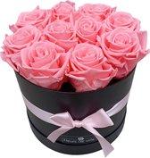 Fleurs de ville-Flowerbox met longlife rozen-10  light pink rozen-ronde zwarte doos