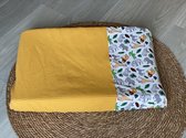 Aankleedkussenhoes - waskussenhoes - okergeel - jungle - dierenprint