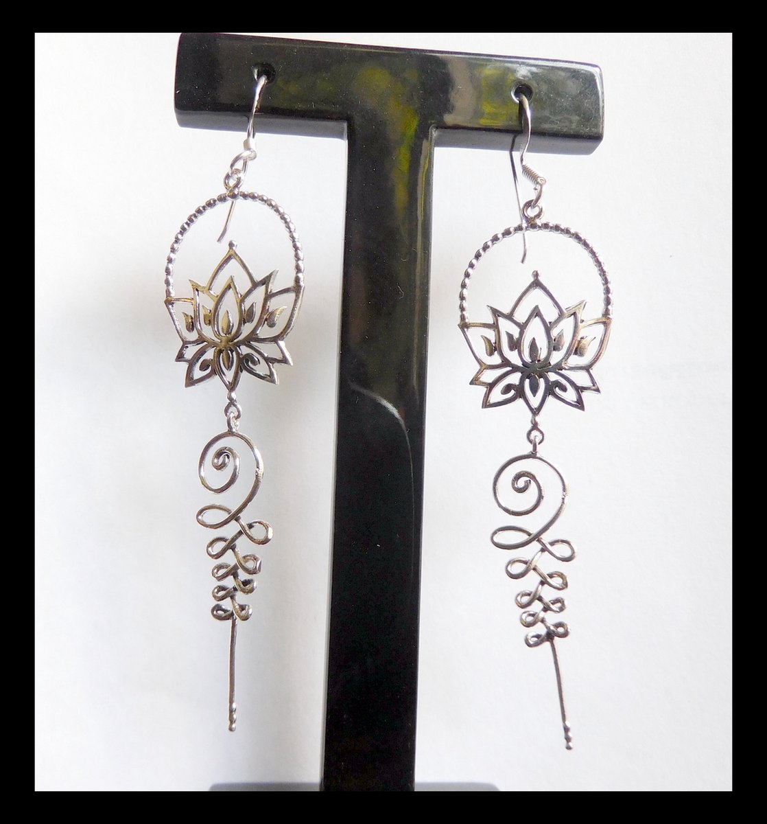 Hetty'S - Opvallende - zilveren - oorhangers - Lotus - Grote maat 75 X 28 mm