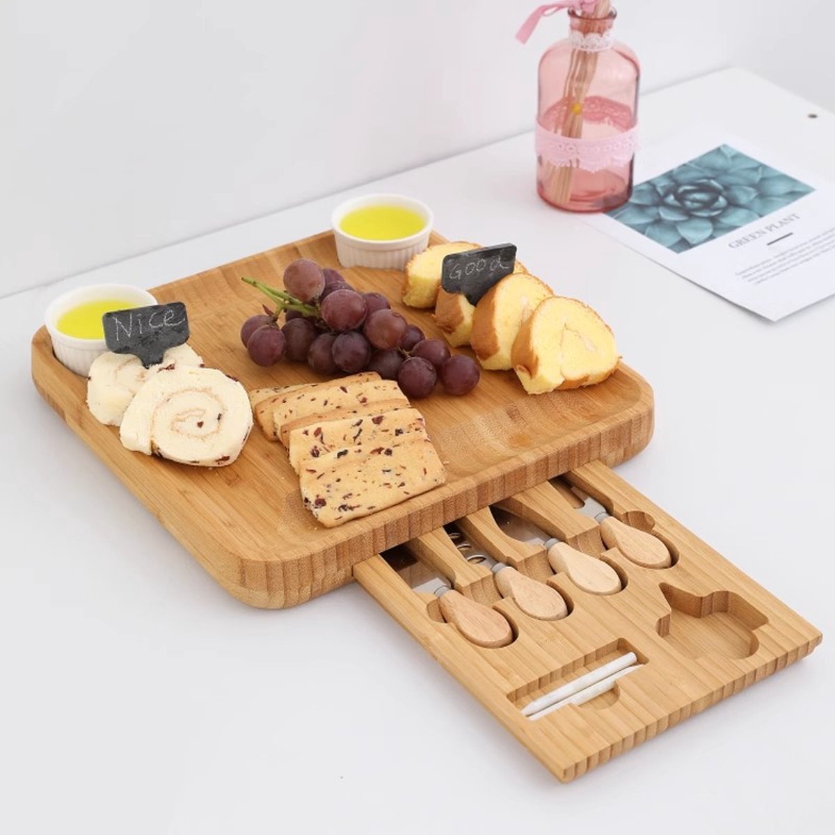 Ceruzo Luxe Tapasplank - Uitschuifbare Borrelplank Set met Messen - Bamboe Kaasplank 33x31 cm — cadeau in Kookcadeaus - foto 2