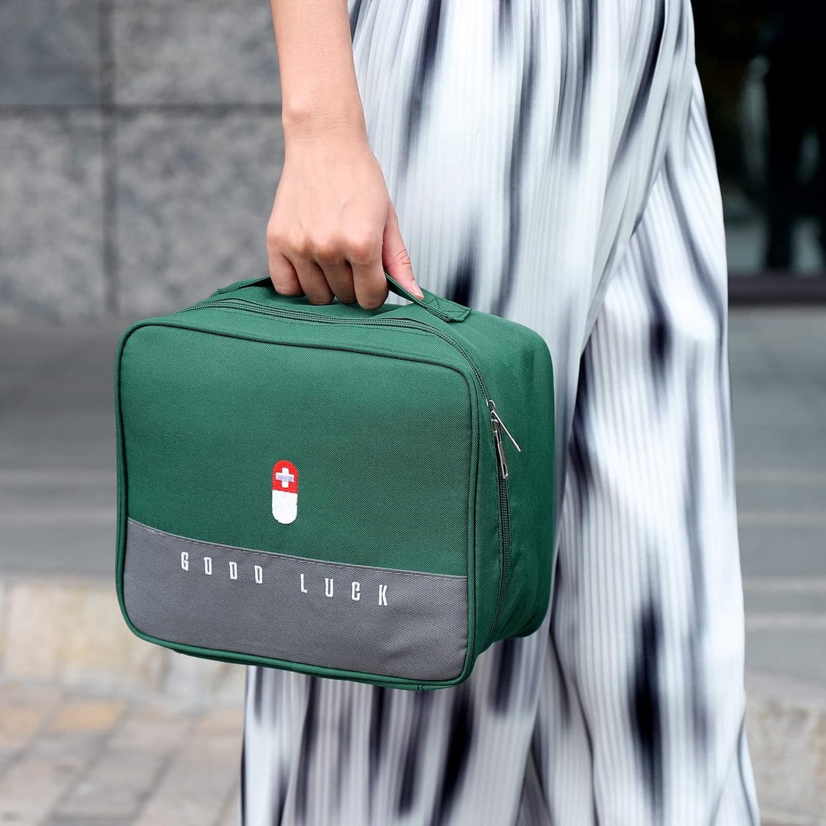 Azalia Ehbo Tas Leeg Waterdichte Verbanddoos Toilettas Ehbo Koffer Voor Thuis Auto Of Reizen Compact Draagbaar Formaat X X Klein Formaat X X Cm Rood