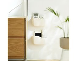 2 Pack Zelfklevende Afstandsbediening Houder Wall Mount Mediaspeler Controller Houder Universele TV Afstandsbediening Organizer Caddy Box Hollow Bottom Gemakkelijk Telefoon Opladen Thuis Kantoor Bureau Nachtkastje Wit