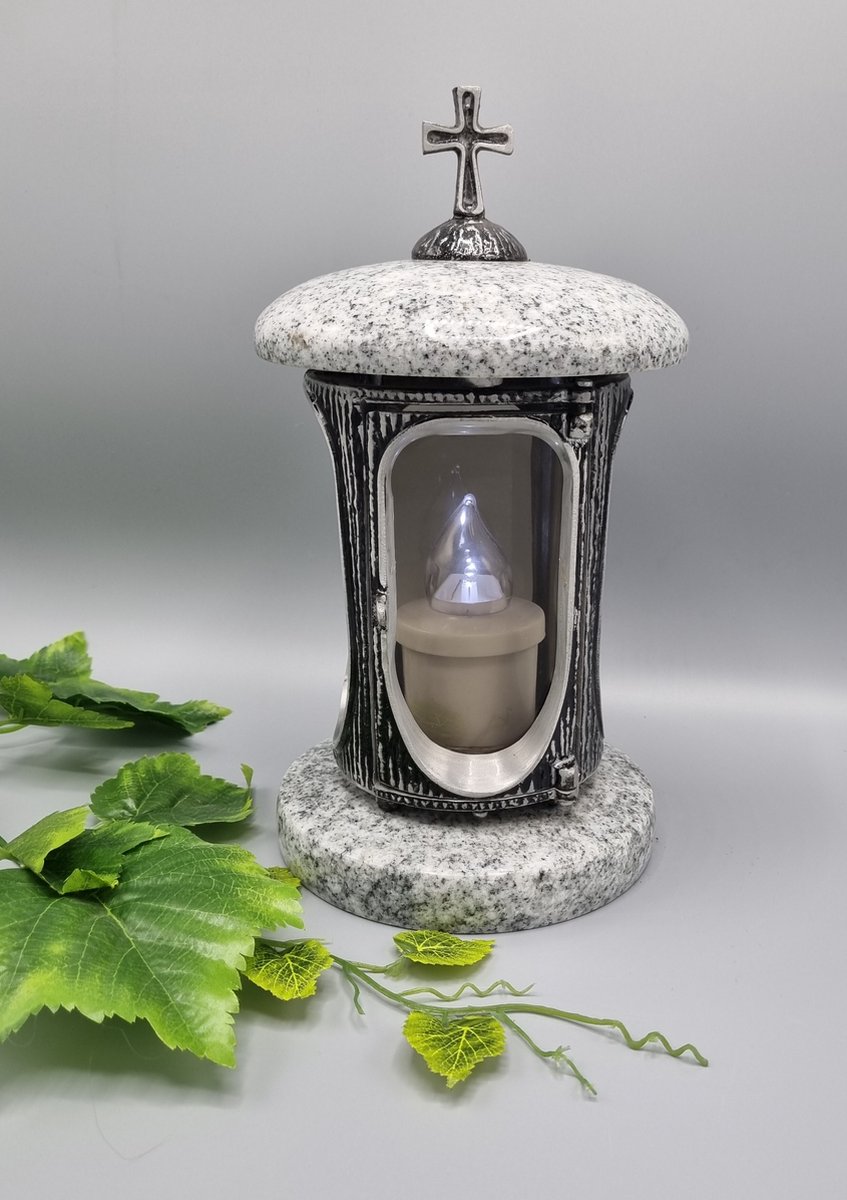 Lantaren - Graniet - Wiskont White - Kruis - Zilver - Aluminium - Grafdecoratie - Graflantaren - Herdenkingslicht