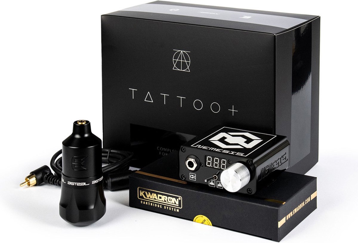 Complete Tattoo Machine Set Equaliser Astral Black 4.0 + Nemesis Power Supply | Premium Professionele Tattoo Machine | Draadloze Tatoeage Pen | Wireless | PMU Gun | Zelf Tatoeëren Kit | Cartridges | Naalden | Beginner & Gevorderden Set 1RL | 3RL |