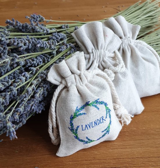 Foto: Lavendel geurzakjes 3 linnen zakjes gevuld met biologische lavendel uit de provence 15 gram gedroogde lavendel per zakje