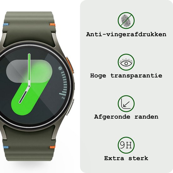 Samsung Galaxy Watch 5 Pro met groen bandje en anti-vingerafdruk, hoge transparantie, afgeronde randen en extra sterk glas.