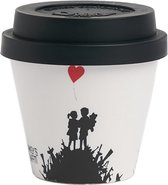 Quy Cup - 90ml Ecologische Espresso Reisbeker - De originele Banksy's Graffiti "Kids On Gun Hill" met zwart siliconen deksel 7x7x7cm