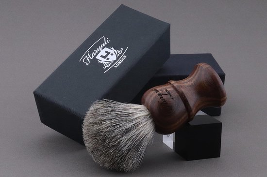 Haryali London Scheerset voor Mannen - 3-delige Houten Scheerset - Professionele Cut Throat Razor Kit - Cut Throat Razor - Scheerkwast - Houten Scheerstandaard - Duurzame Geschenkset