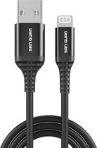 Bol.com SanGuan USB-A naar Lightning Kabel - 12W Snellader - 1 Meter - Oplaadkabel - Gevlochten - voor Apple iPhone 14/13/12/11/... aanbieding