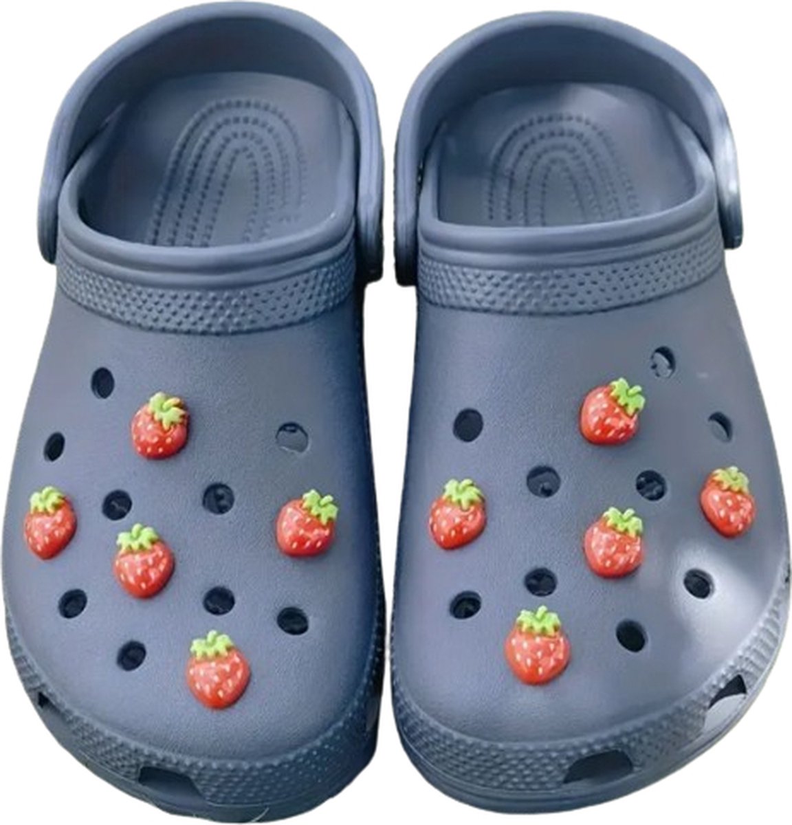 Schoen pins aardbei - schoen charms aardbeien - aardbeien charms - klomp accessoires - aardbei - ook voor crocs