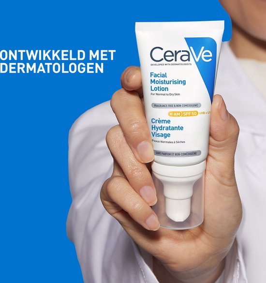 CeraVe Hydraterende Gezichtscrème SPF50 - Duo Pack - voor Normale tot Droge Huid - 2 x 52ml