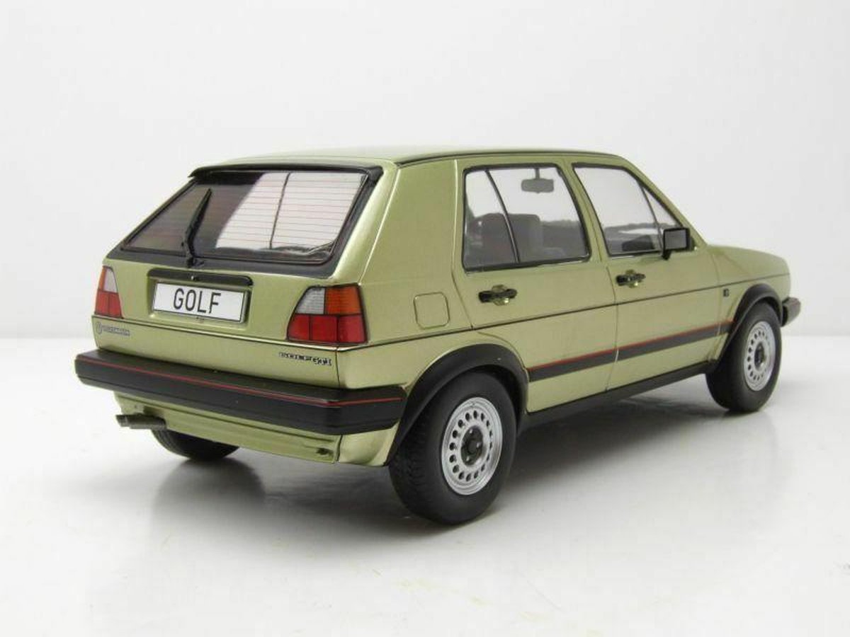 1:18 Schaal MCG VW Golf II GTI 1984