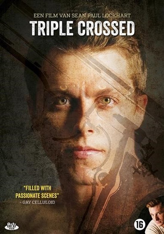 DVD-cover met de titel 'TRIPLE CROSSED'. Close-up van een man, met tekst en logo's.