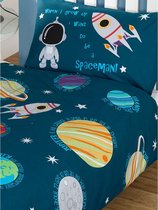 Peuter / junior kinder dekbedovertrek (dekbed hoes) “ruimtereis” blauw met astronaut, spaceshuttle, raket, sterren en planeten 120 x 150  CM (cadeau idee!)