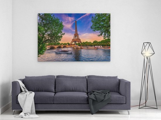 Artaza Canvas Schilderij Eiffeltoren In Parijs Aan Het Water - Kleur - 120x80 cm - Groot - Wanddecoratie Woonkamer - Schilderijen - Muurdecoratie