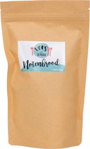 Notenbrood in zak