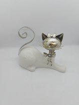 Poes liggend met strik