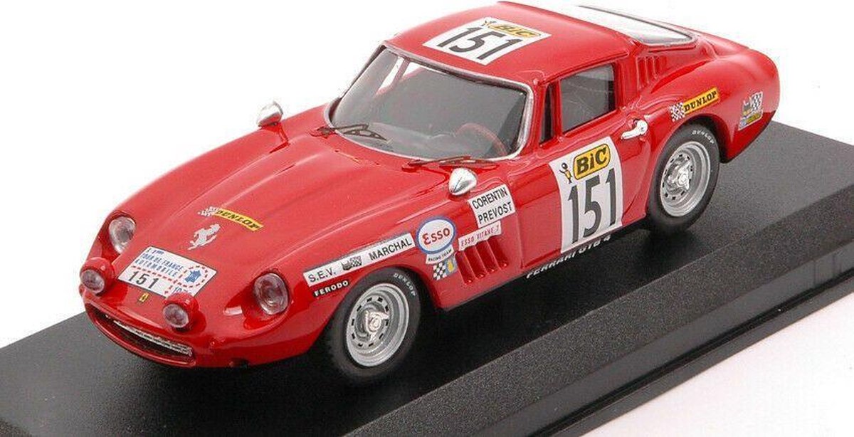 De 1:43 Diecast Modelcar van de Ferrari 275 GTB4 #151 van de Tour de France van 1970. De coureurs waren Corentin en Prevost. De fabrikant van het schaalmodel is Best Model. Dit model is alleen online verkrijgbaar