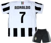 Cristiano Ronaldo CR7| 2021/2022 Thuis Tenue - Voetbal Shirt + broekje set - Maat 116