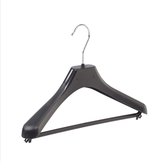 De Kledinghanger Gigant - 5 x Mantel / kostuumhanger kunststof zwart met schouderverbreding en broeklat, 36 cm