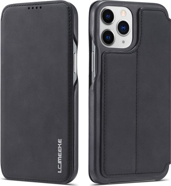 Étui de téléphone en cuir noir, fermé et ouvert avec un téléphone.