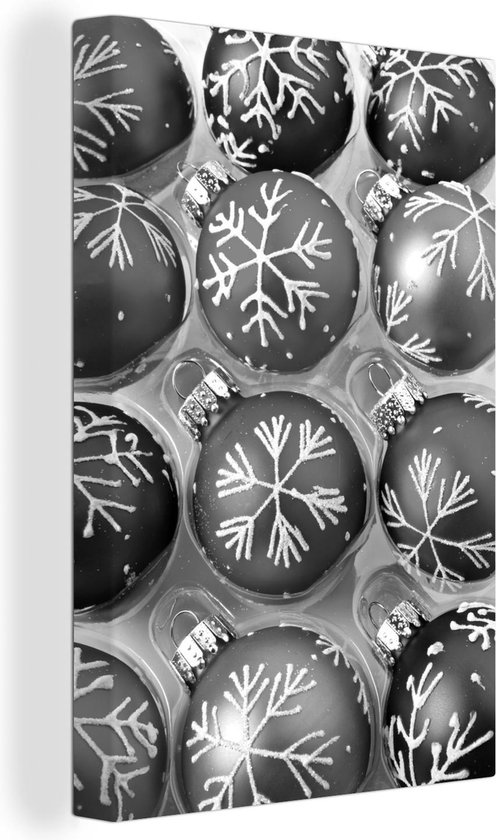 Canvas Schilderij Een doos met kerst ornamenten - zwart wit - 20x30 cm - Wanddecoratie