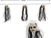 Set van 4x stuks feestdecoratie slinger met horror meisjes poppen hoofdjes 150 cm - Halloween versiering
