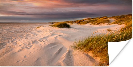 Le soleil se couche sur les dunes de sable blanc sur la plage Poster 80x40 cm - Tirage photo sur Poster (décoration murale salon / chambre) / Poster Mer et lacs / Mer et plage