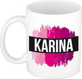 Karina  naam cadeau mok / beker met roze verfstrepen - Cadeau collega/ moederdag/ verjaardag of als persoonlijke mok werknemers