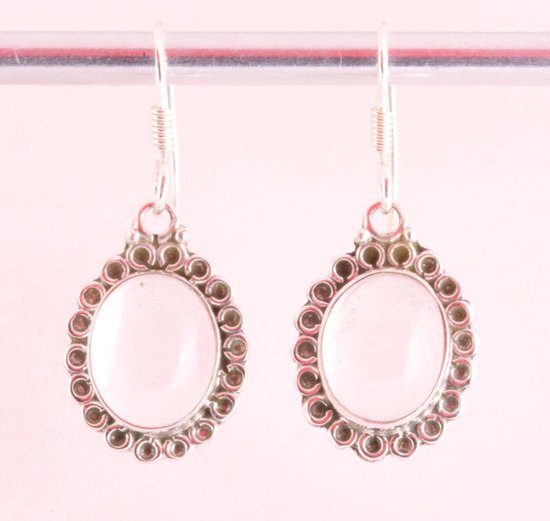 Bewerkte zilveren oorbellen met rozenkwarts