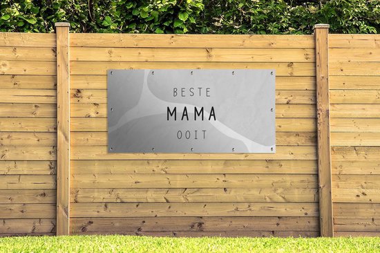 Tuinposter 160x80 cm - Tuindecoratie Spreuken - Quotes Beste Mama Ooit - Best mom - Moederdag - Mama - zwart wit - Poster voor in de tuin - Buiten decoratie - Schutting tuinschilderij - Tuindoek muurdecoratie - Wanddecoratie balkondoek