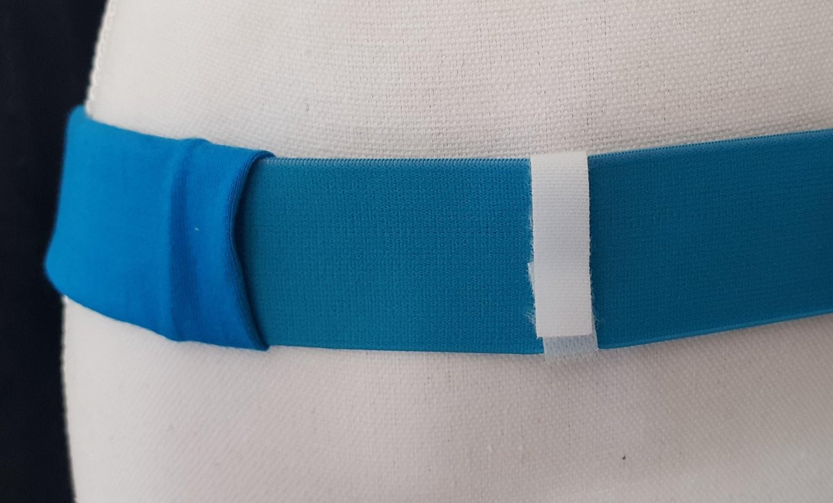 Goedkoopste PD-band voor peritoneale dialyse (nierdialyse), maat XS, in turquoise huidvriendelijk (zacht) elastiek voor het opbergen van de katheter en het opbergen van het koppelstuk