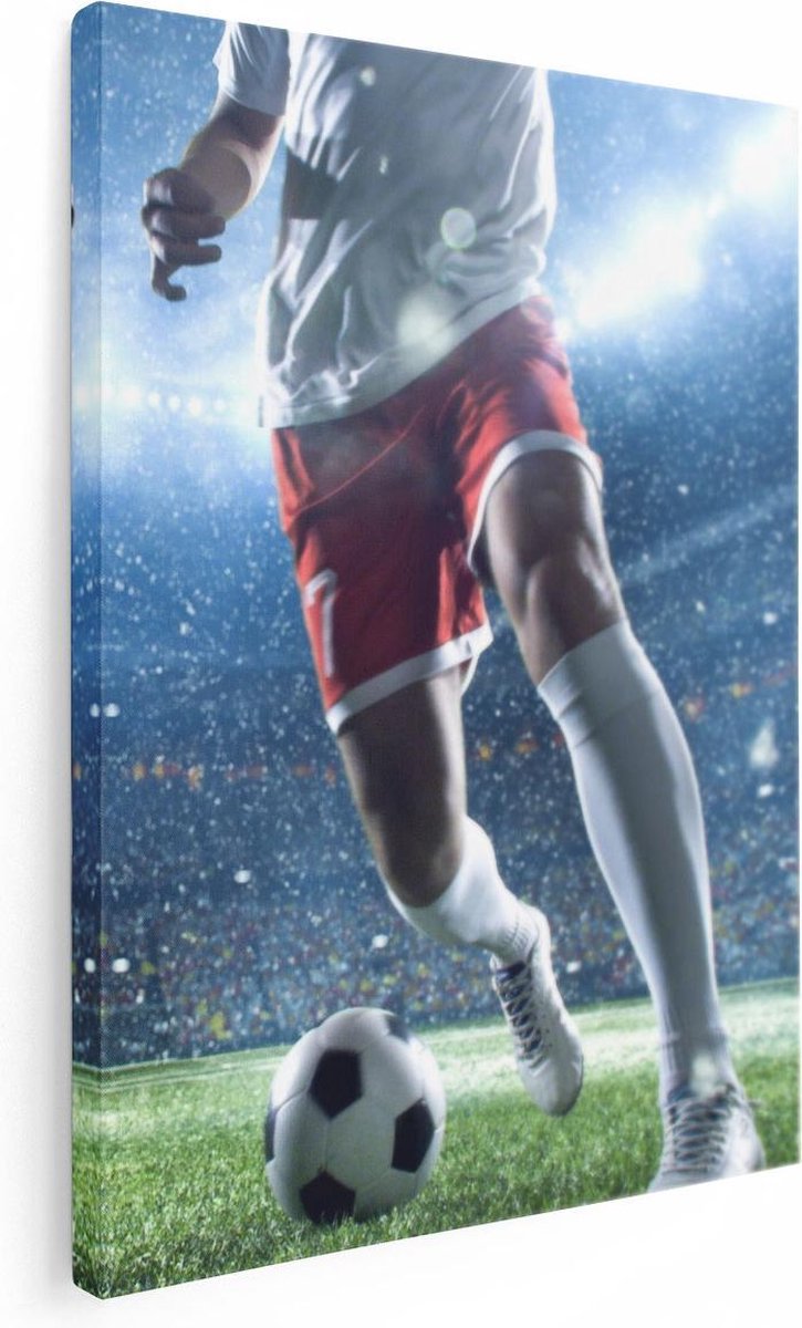 Artaza Canvas Schilderij Voetbal Speler Met De Bal In Een Druk Stadion  - 60x80 - Foto Op Canvas - Canvas Print