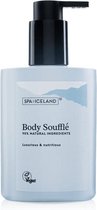Spa of Iceland Body Soufflé 300 ml - Verzorgd en hydrateert de huid - Met verzachtende zoete amandelolie, voedende cacaoboter en een zachte geur van IJslands mos en tijm.