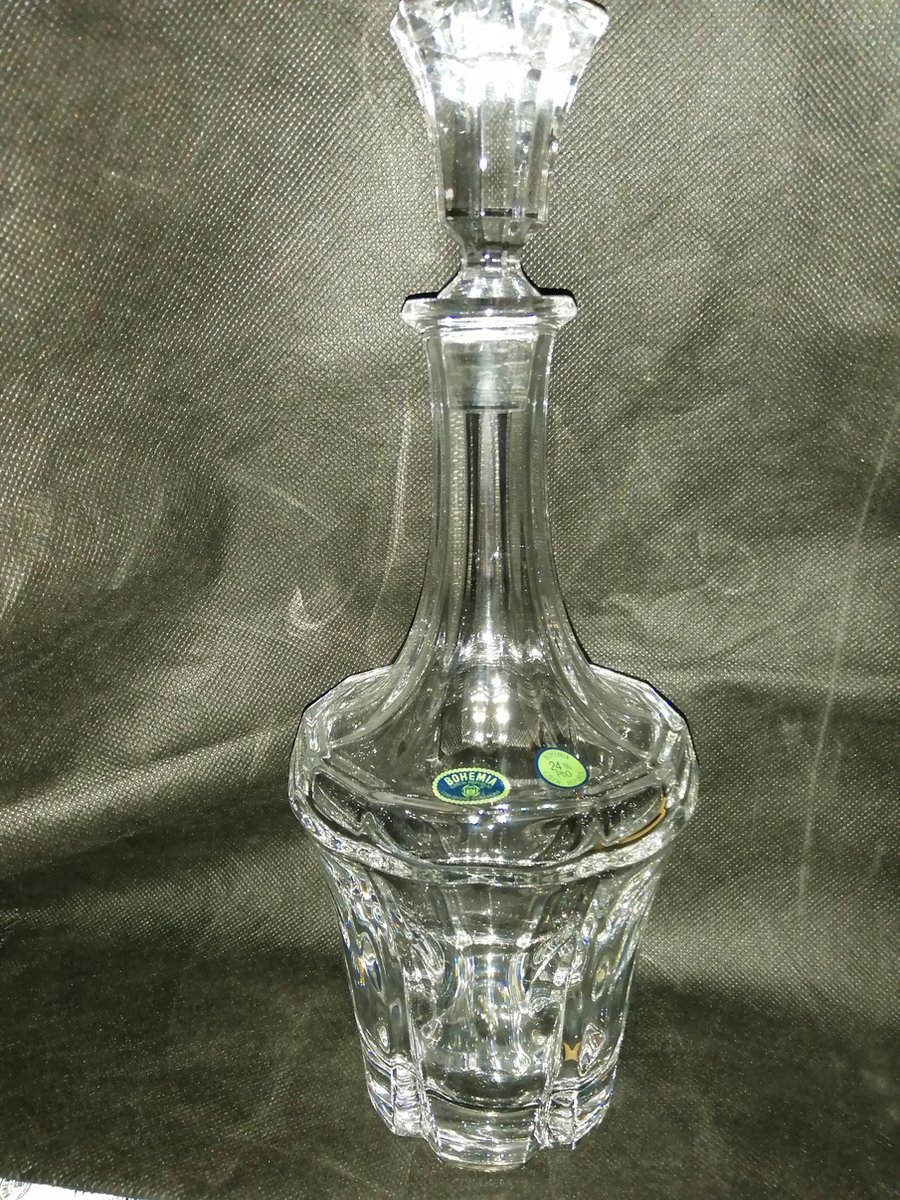 Crystalite Bohemia Tulip decanter 70 cl ; kristal 24% loodgehalte