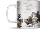 Mok - Panorama van een aantal oorgieren in Botswana - 350 ml - Beker