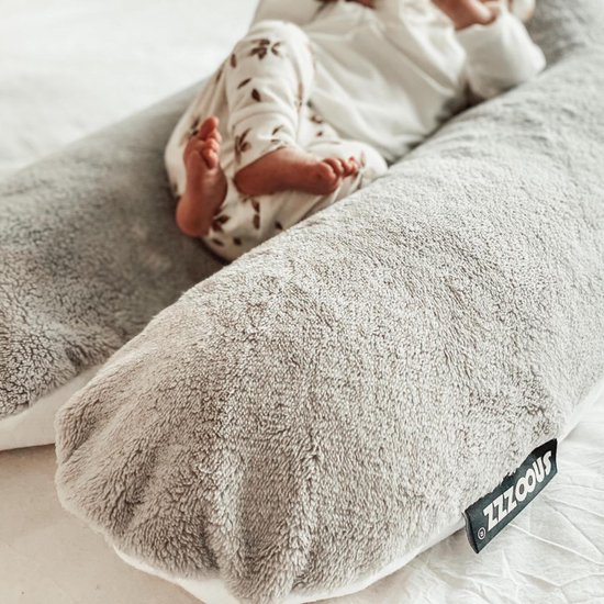 Snoozzz Voedingskussen Zwangerschapskussen Zijslaapkussen Premium kwaliteit - 185 cm - microparel vulling - luxe draagtas - Zachte teddy - Teddy Wit Grijs van SNOO — afbeelding 2