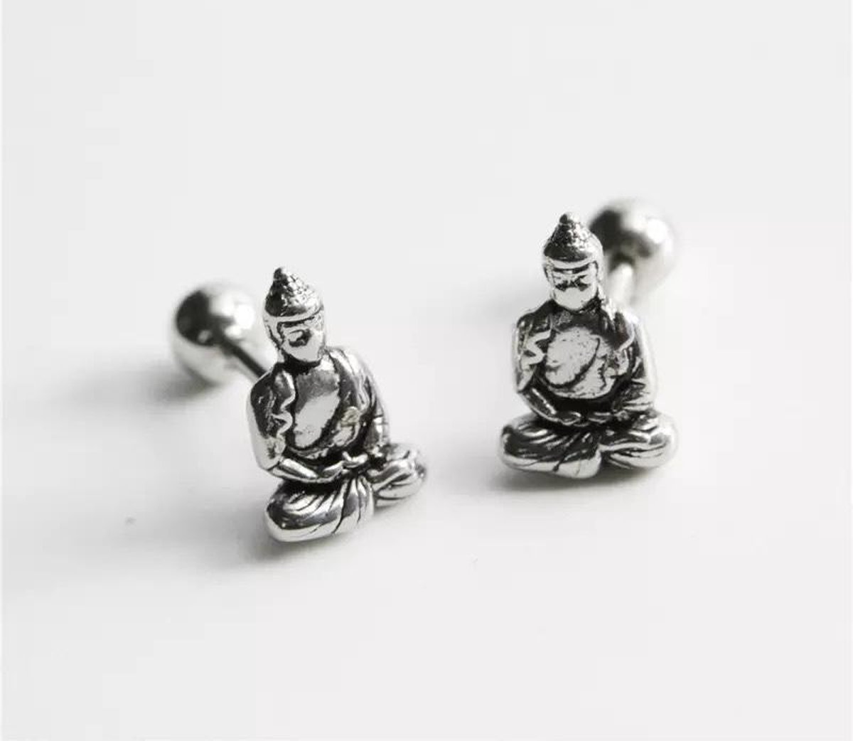 Wellness-House | Oorbellen Mediterende Buddha | RVS Oorbellen | Buddha Oorbellen | Zen | Unisex