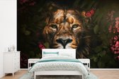 Behang - Fotobehang Jungle - Leeuw - Vlinder - Bloemen - Breedte 330 cm x hoogte 220 cm