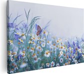 Artaza Canvas Schilderij Witte Kamille Bloemen Met Een Vlinder - 60x40 - Foto Op Canvas - Canvas Print