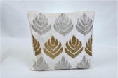 Designers Sierkussen Metallic wit Lotus Blanc