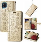 Voor Galaxy A12 Leuke Kat en Hond Reliëf Horizontale Flip Lederen Case met Houder & Kaartsleuven & Portemonnee & Lanyard (Goud)