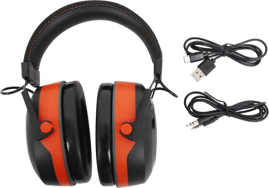 Zwarte en oranje oorkappen met AUX-kabel en USB-C oplaadkabel.