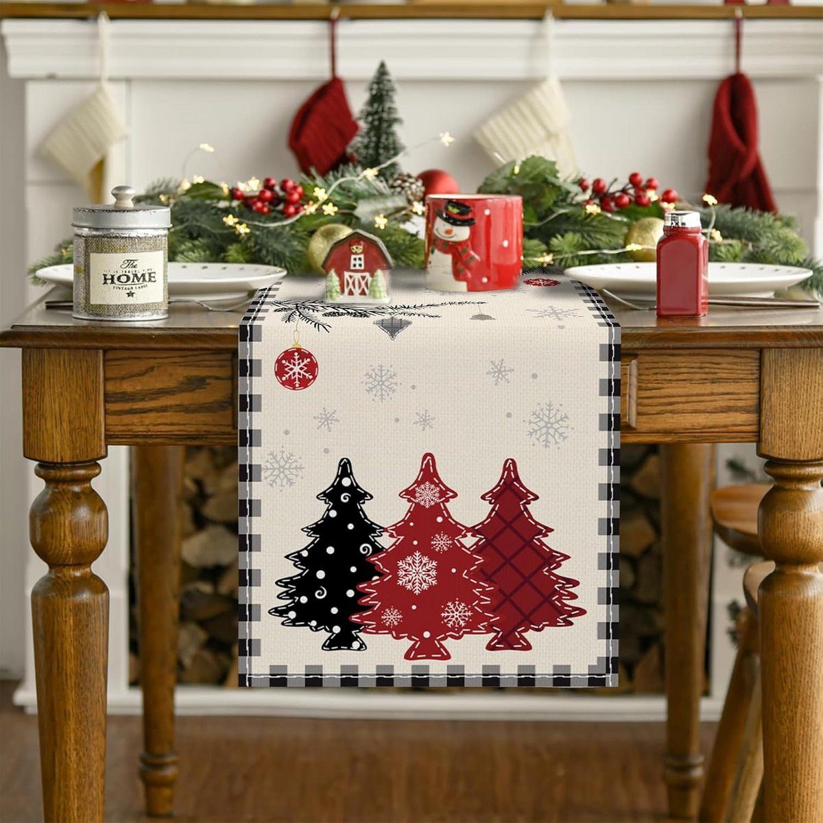Witte Kerst Tafelloper met Sneeuwvlokken en Pijnboommotief 230x33cm