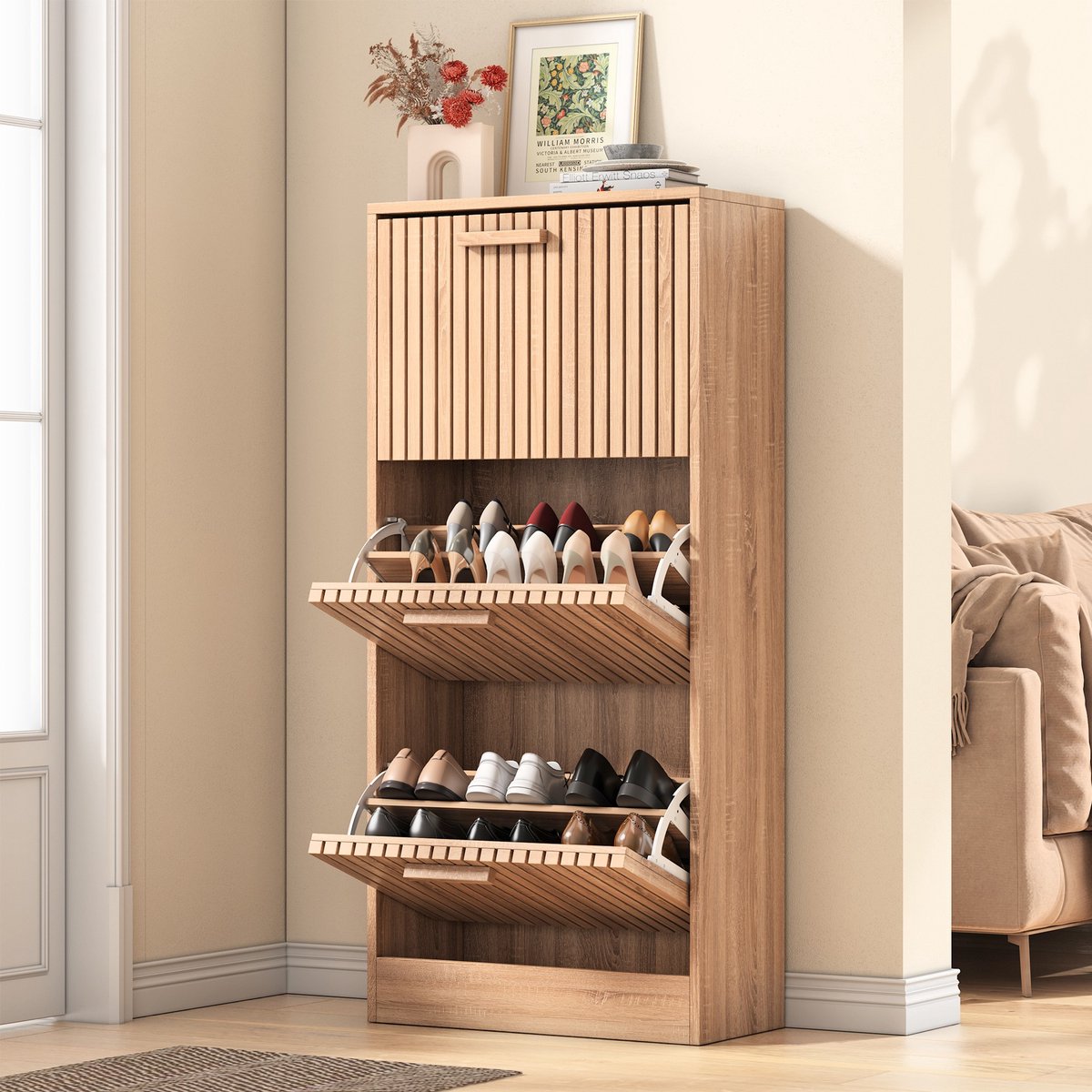 Rotan Schoenenkast - Perfect voor Smalle Doorgangen - 3 Schuine Deuren - Houten Handgrepen - Ademende Panelen