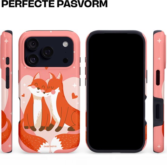 Roze telefoonhoes met twee schattige vossen met hun snuiten tegen elkaar. Hartjes en sterretjes vullen de achtergrond.