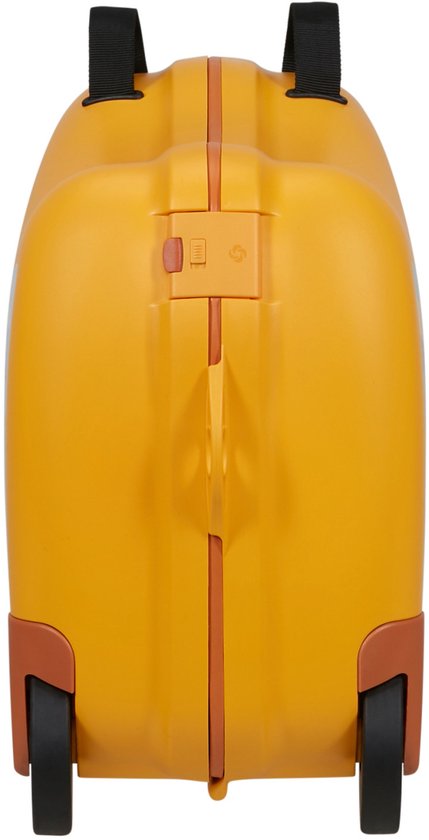 Gele kindertrolley met bruine accenten en wieltjes.
