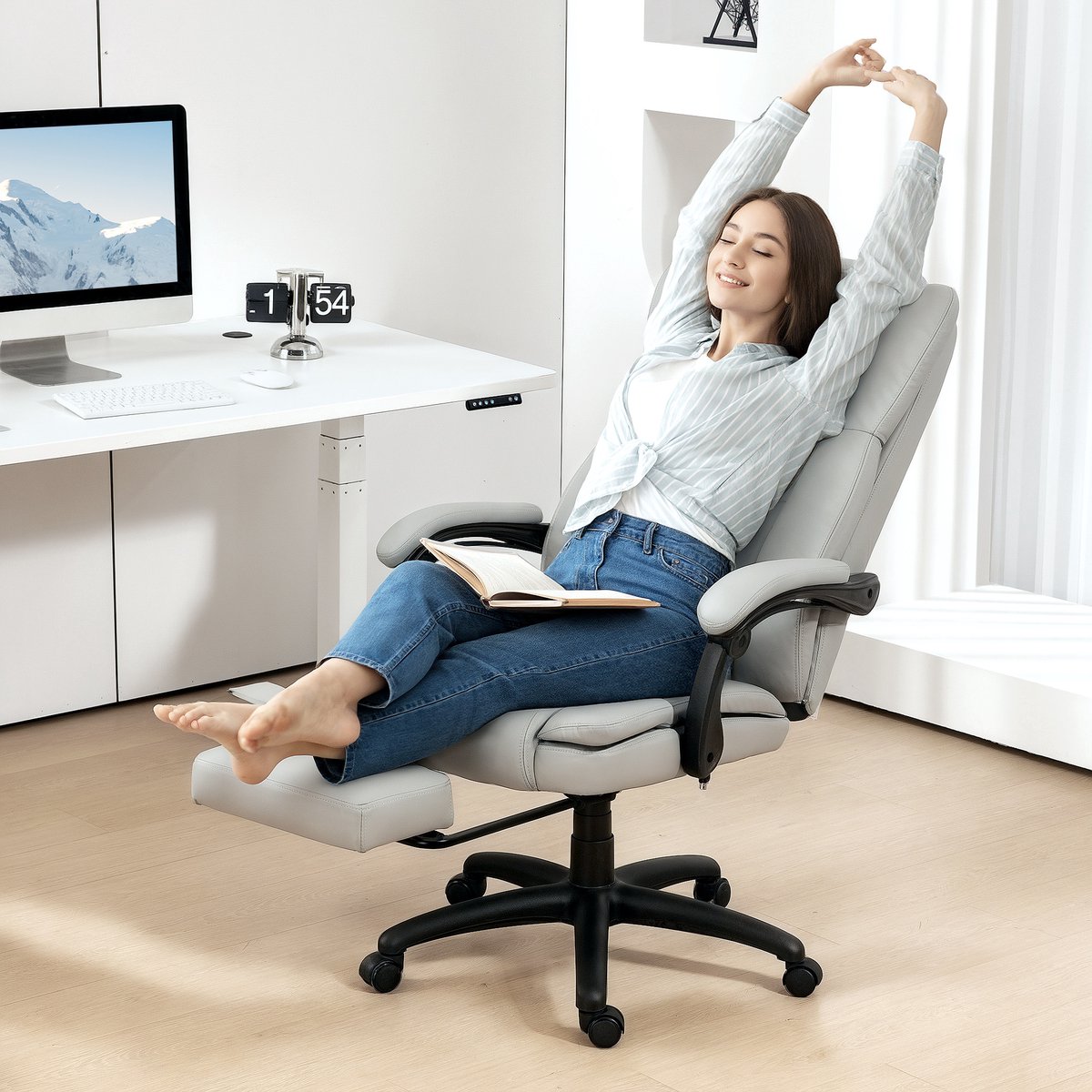 MODFU Bureaustoel - Massagefunctie En Verstelbare Rugleuning - Ergonomisch - Thuiswerkplek - Kunstleer - Lichtgrijs