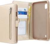 Samsung Galaxy A10 Bookcase hoesje - CaseBoutique - Effen Goud - Kunstleer - Met Rits Vakje Muntvakje