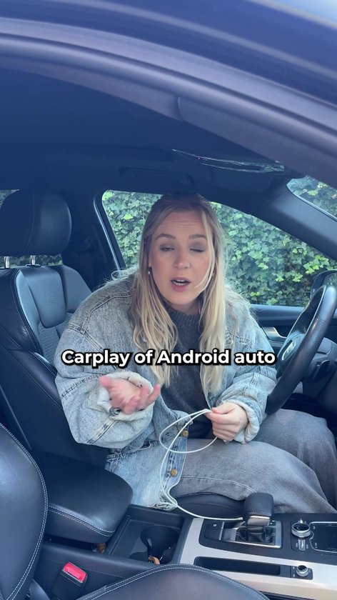 OPTIMERA® 2-in-1 Carplay Dongle AIR - Draadloos Carplay - Android Auto & Apple Carplay - Wireless Carplay - Incl. USB-C Adapter